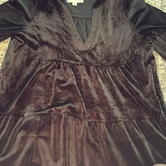 Tuckernuck Pomander Place black Kenzo tiered velvet bell sleeve dress, XL - Picture 4 of 5